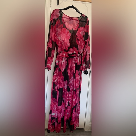 Alexa B Nites Black and Pink Floral Dress - Picture 1 of 7